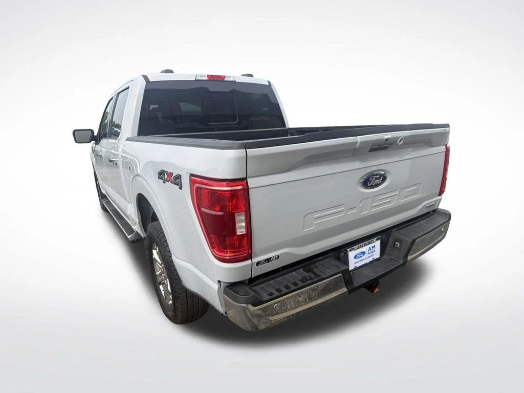 Certified Used 2022 White Metallic Ford XLT image 3