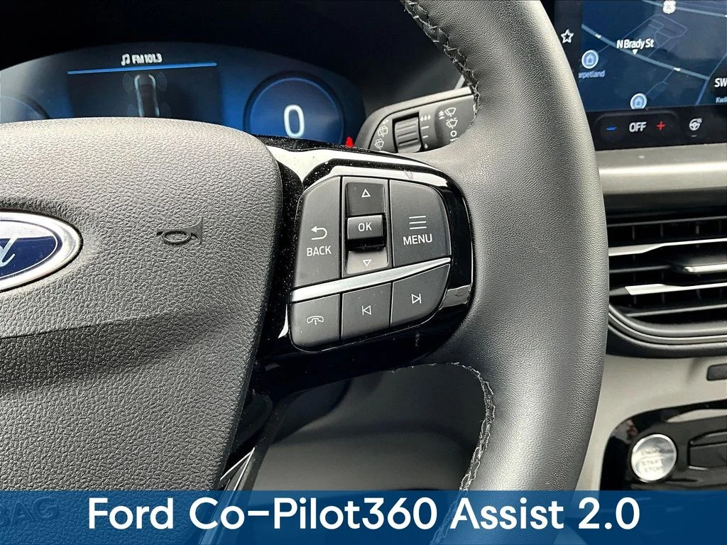 Used 2023 White Ford Active image 16