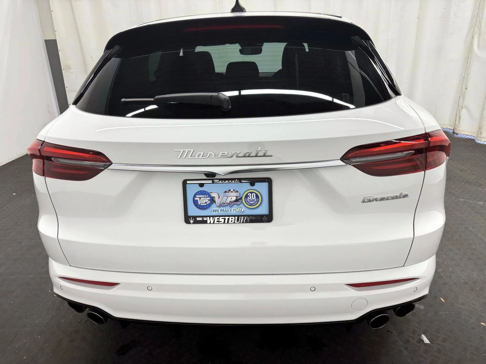 Used 2025 White Maserati  image 7