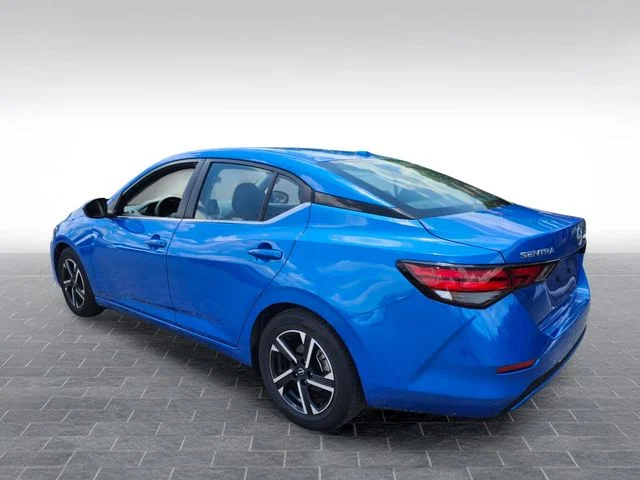 Used 2025 Blue Nissan SV image 5