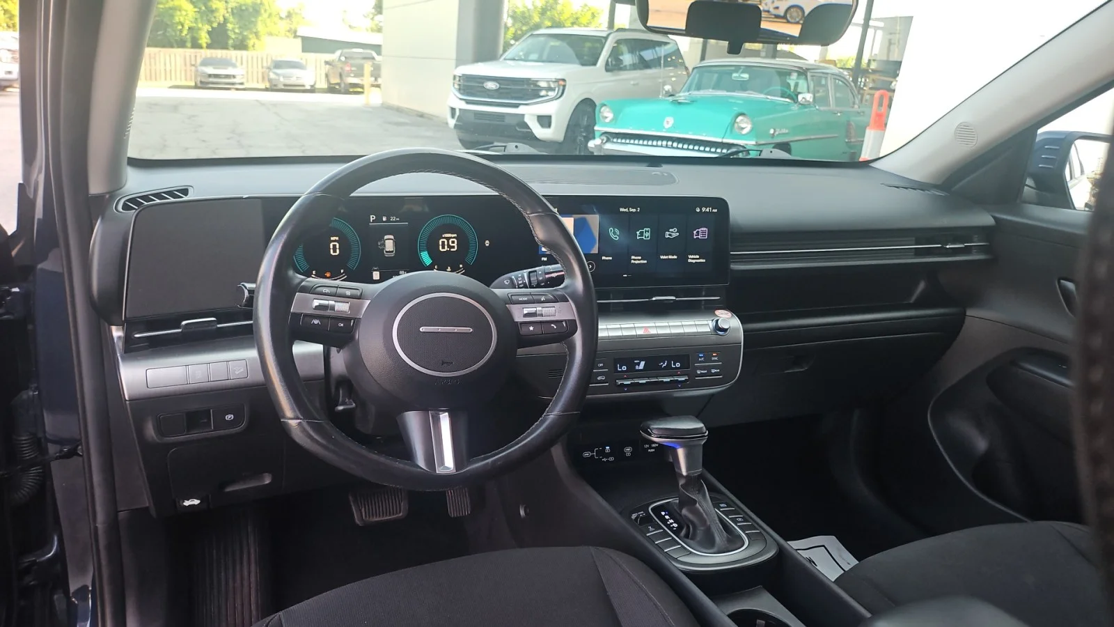 Used 2025 Blue Hyundai SEL AWD image 15