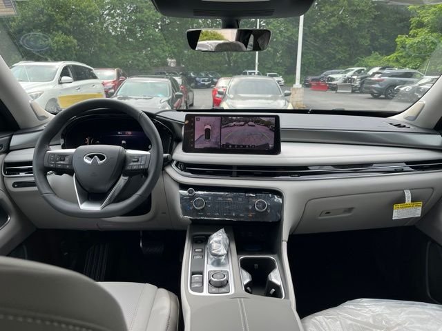 New 2027 MOONBOW BLUE INFINITI Luxe AWD image 13