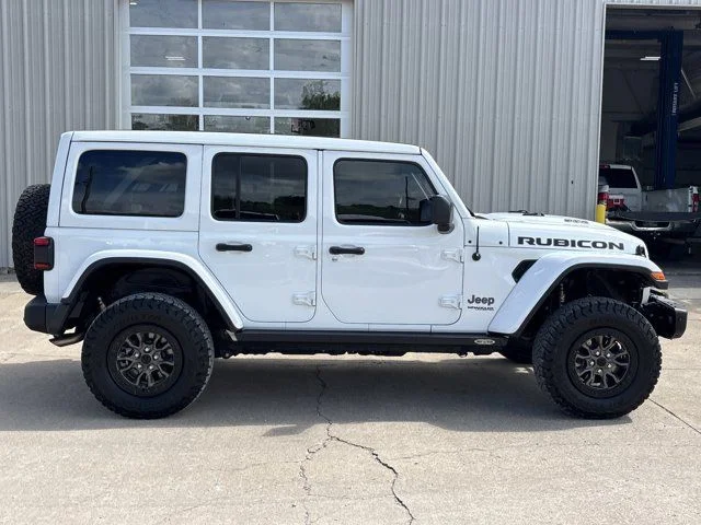 Used 2022 White Jeep Unlimited Rubicon 392 image 2