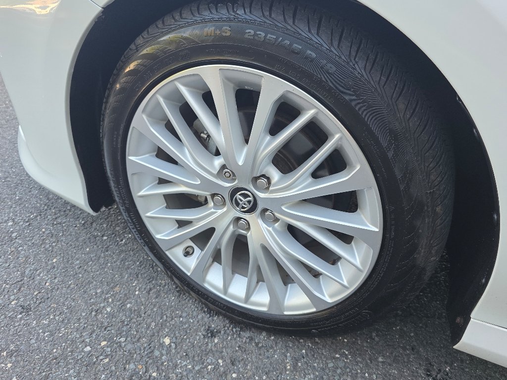 2018 Toyota Camry XLE - Photo 34