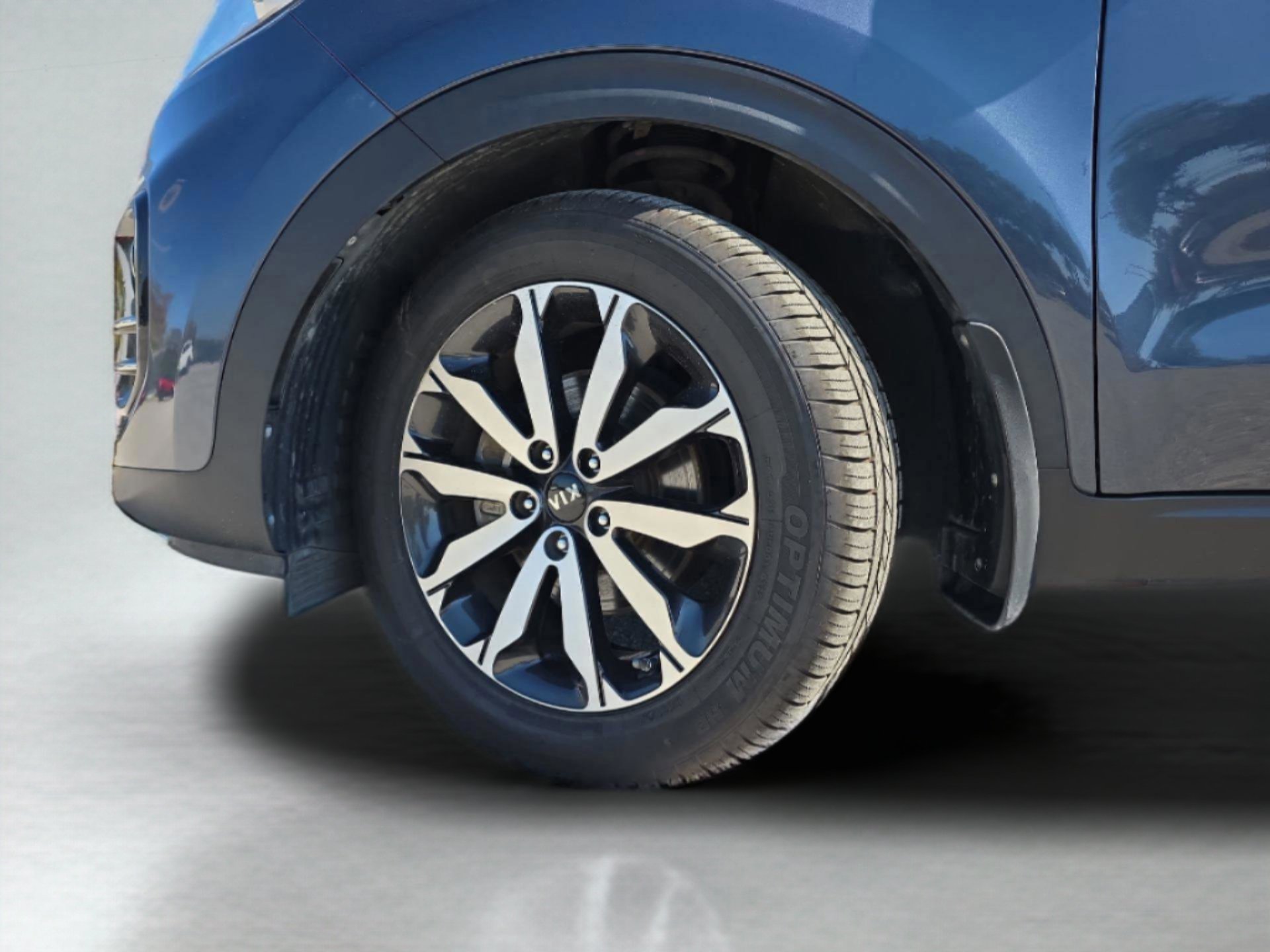Used 2019 Pacific Blue Kia EX image 37