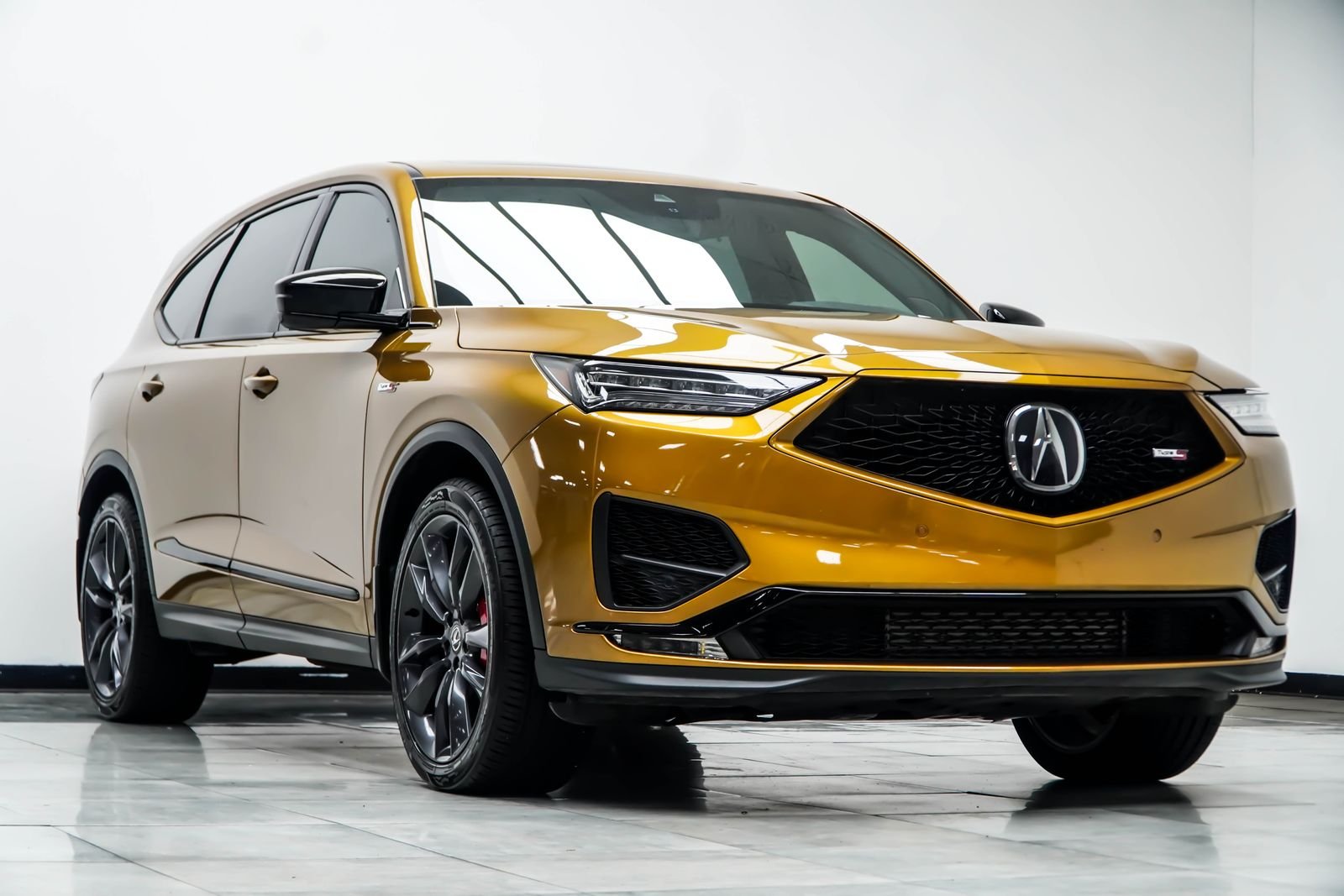 Used 2022 Gold Acura Type S image 4