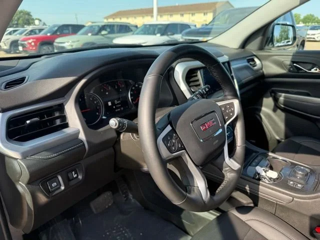 Used 2023 Sterling Metallic GMC SLT image 17