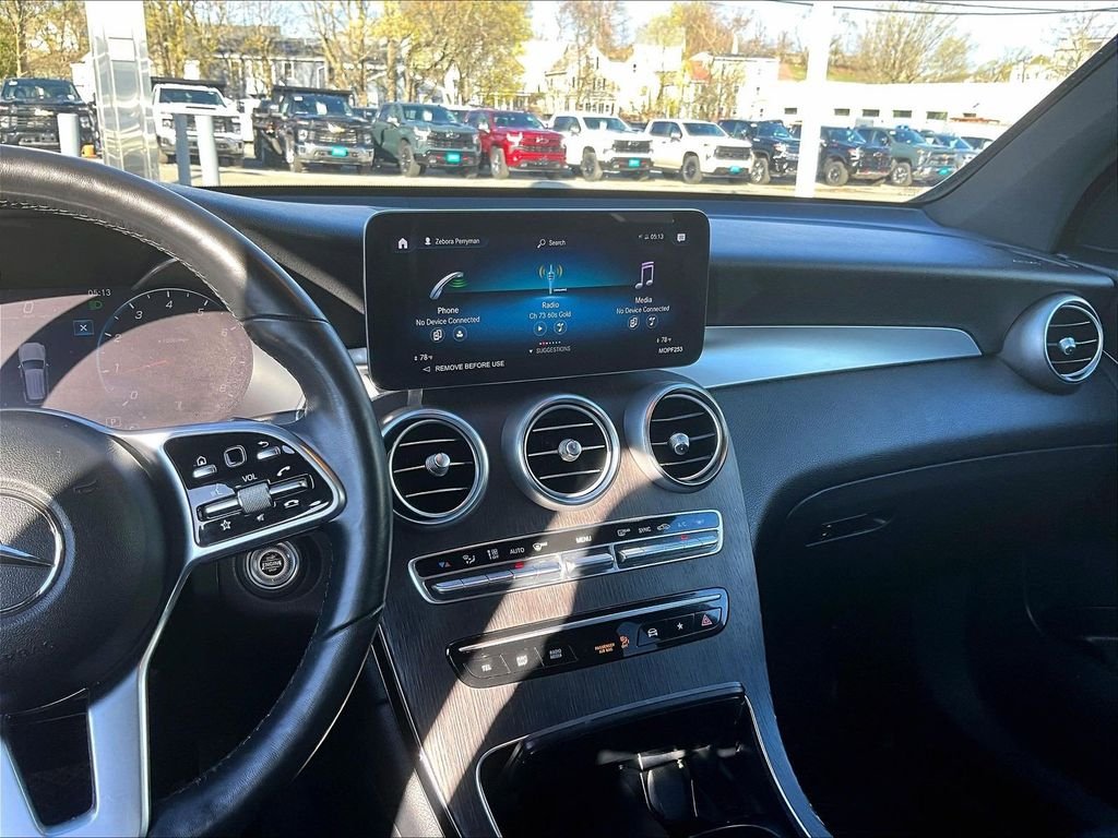 Used 2022 Black Mercedes-Benz GLC 300 image 18