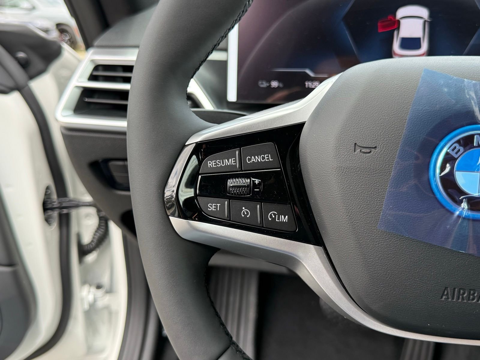 2026 BMW i4 40 - Photo 25