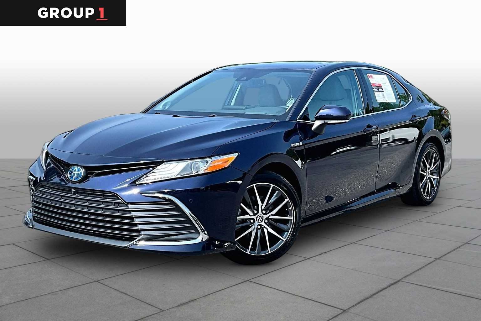 2021 Toyota Camry Hybrid XLE