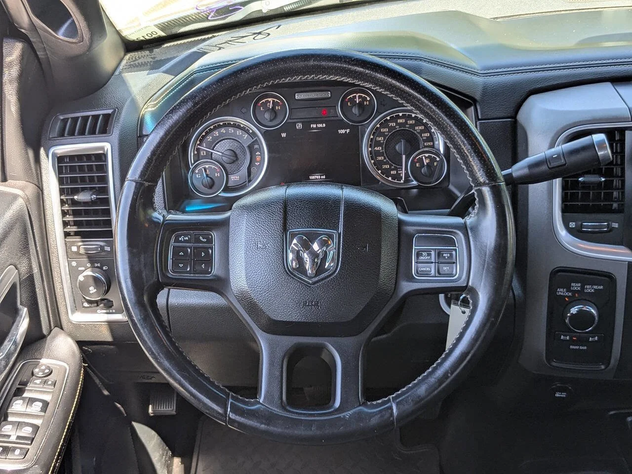 Used 2018 Brilliant Black Crystal Pearlcoat Ram Power Wagon image 31