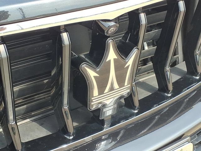 Used 2023 Black Maserati Modena image 24