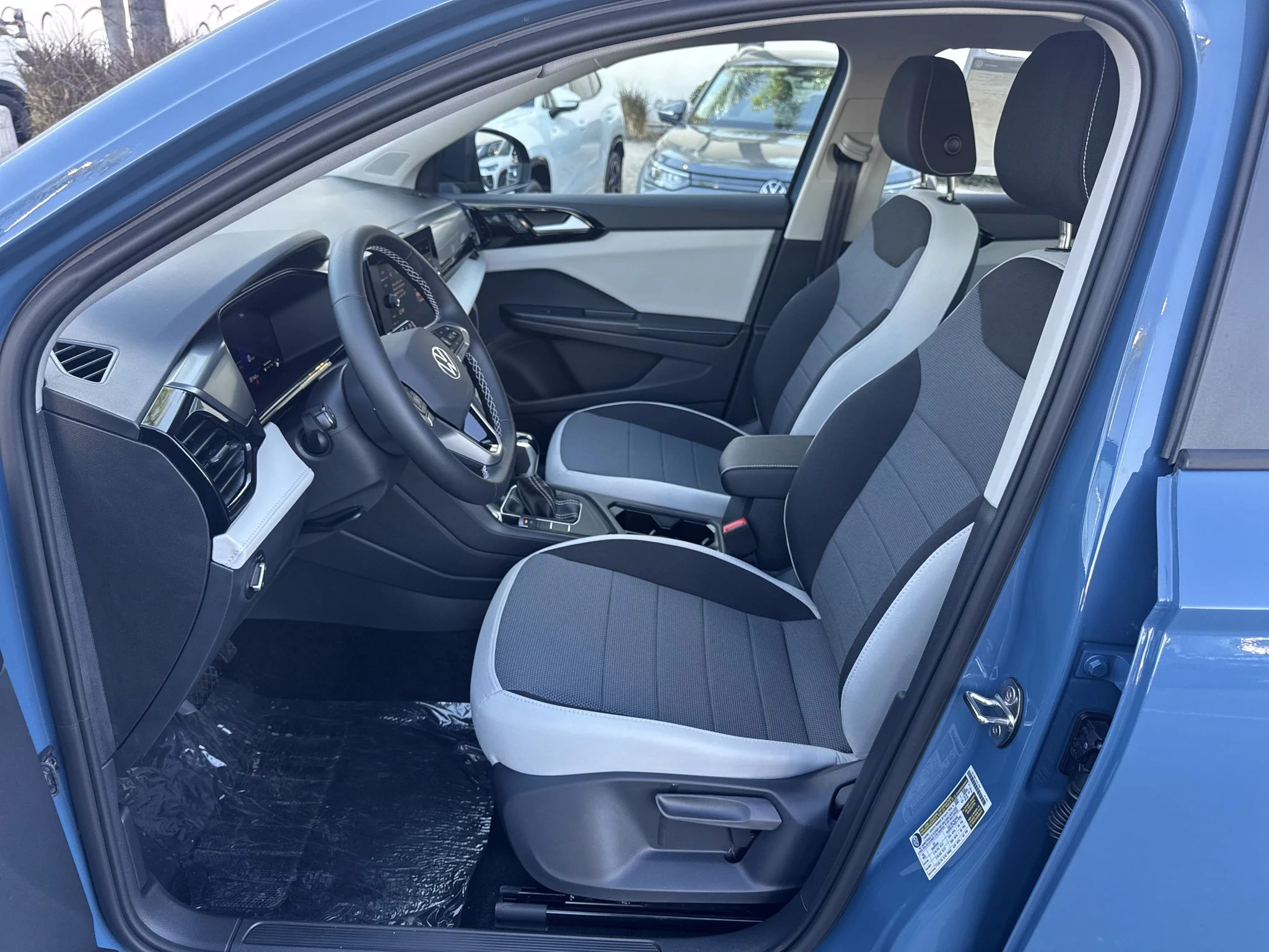 New 2027 Monterey Blue Pearl Volkswagen S image 13