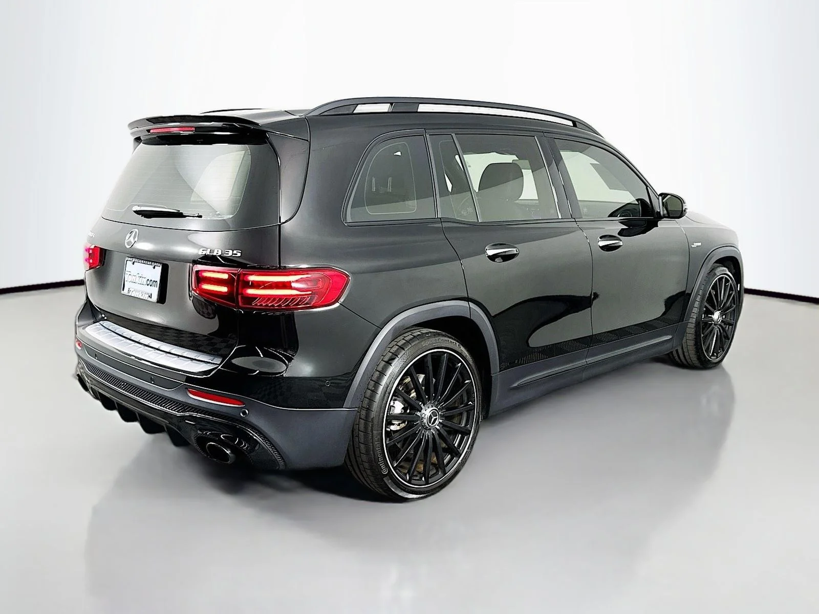 2025 Mercedes-Benz GLB GLB35 AMG - Photo 7