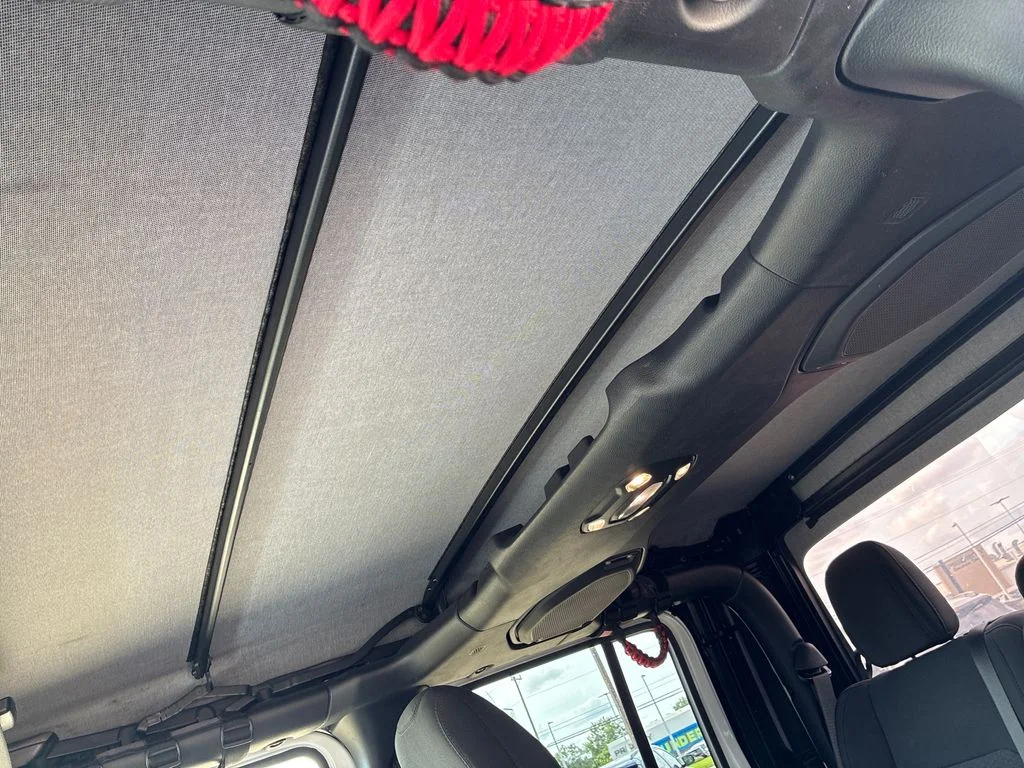 Used 2023 White Jeep Rubicon image 22
