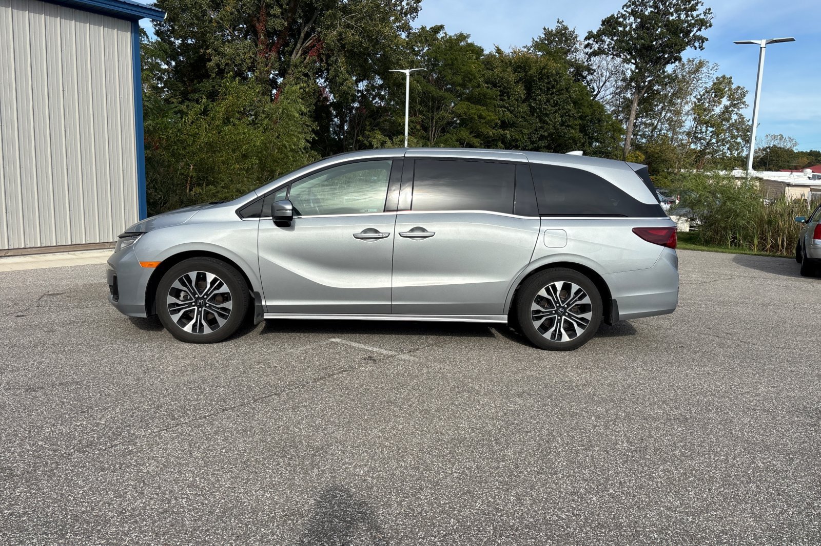 Certified Used 2025 Silver Honda Elite image 2