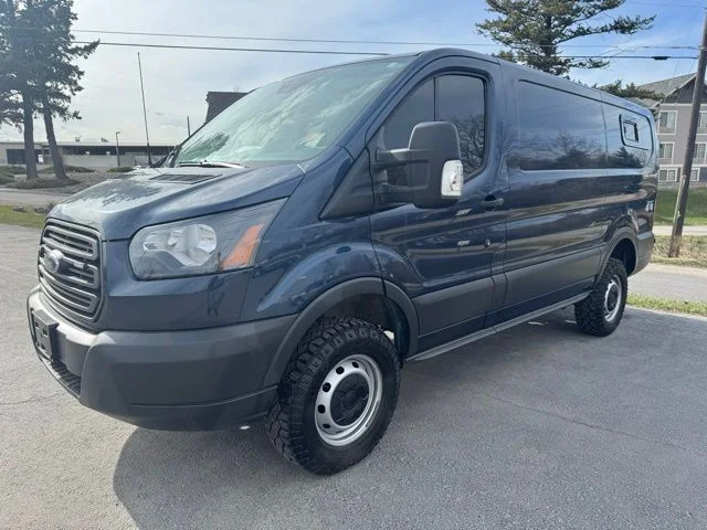 Used 2018 Blue Ford Base image 8
