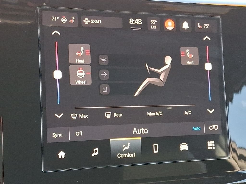 Used 2023 Silver Jeep Altitude X image 17