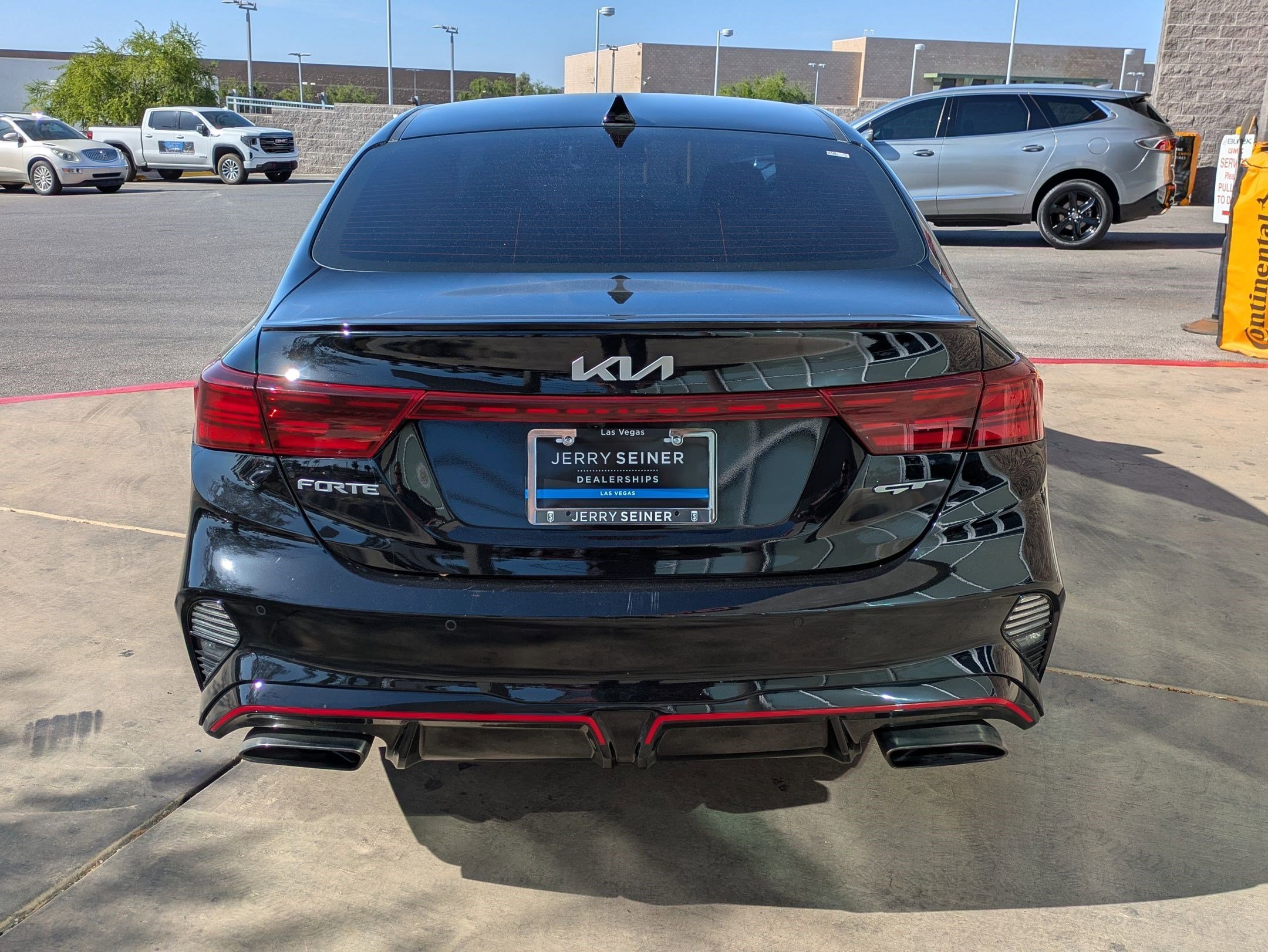 Used 2023 Aurora Black Kia GT image 4