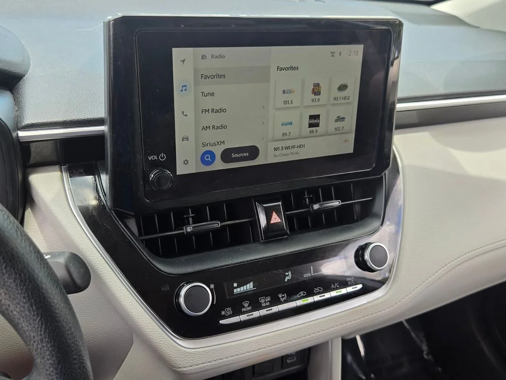 Used 2023 Silver Toyota L image 18