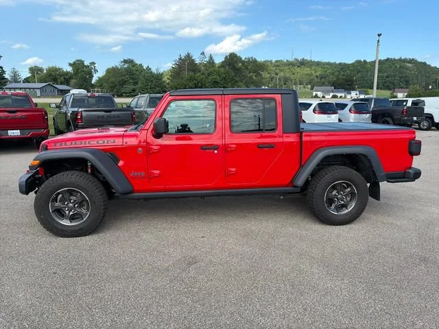 Used 2021  Jeep Rubicon image 2