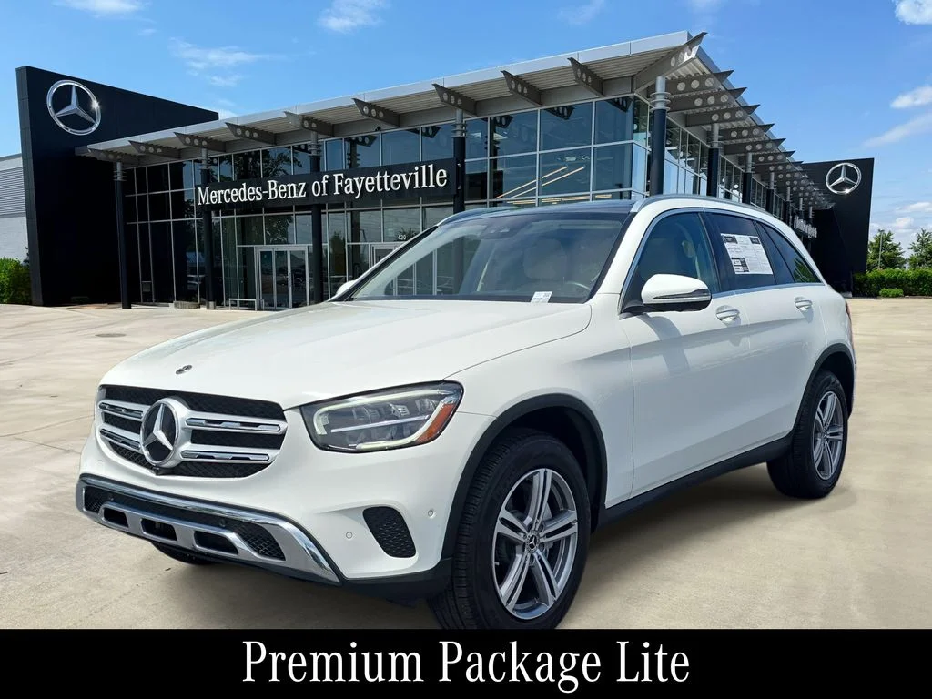 2022 Mercedes-Benz GLC GLC 300's photo