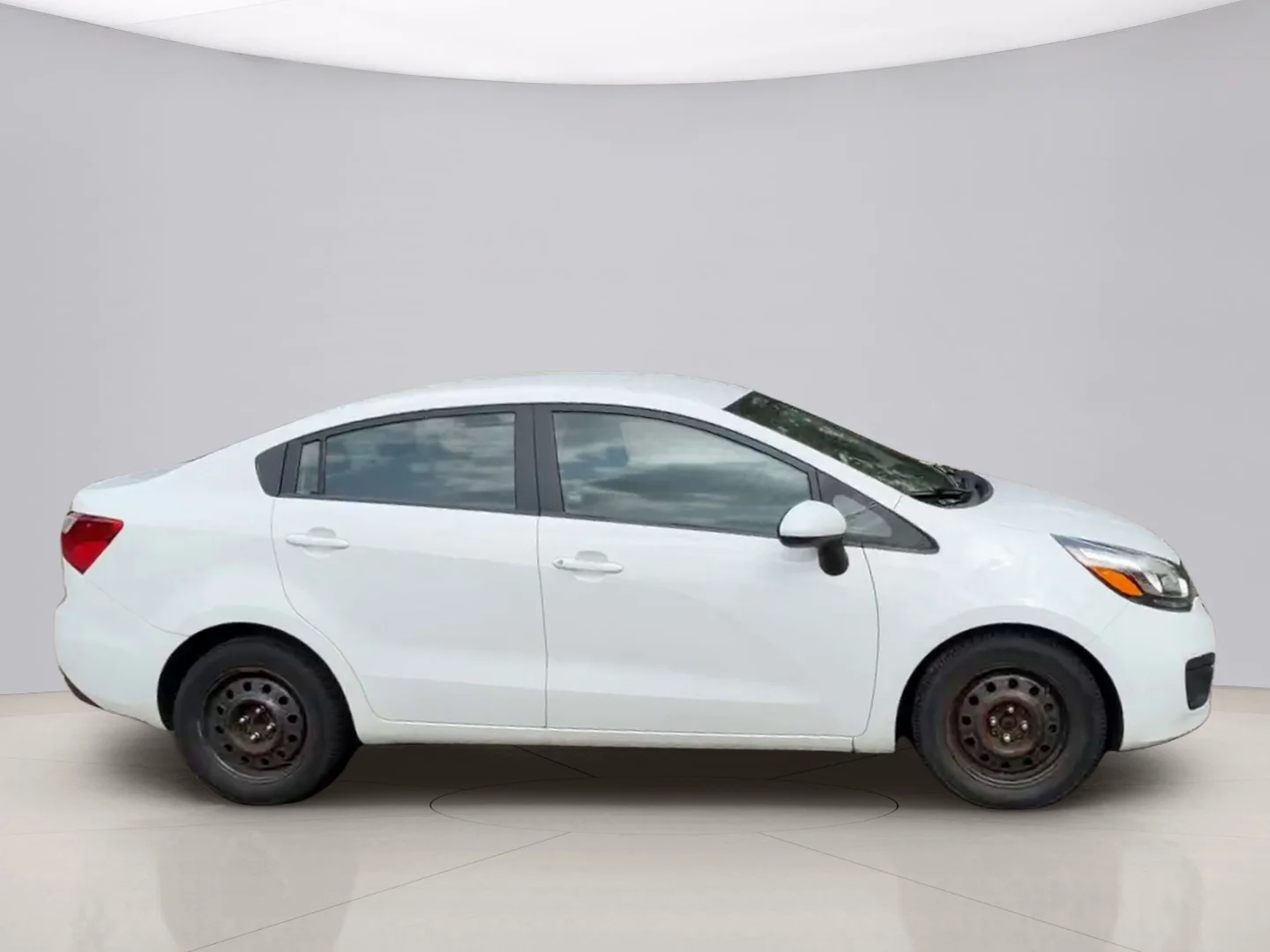 Used 2013 White Kia LX image 6