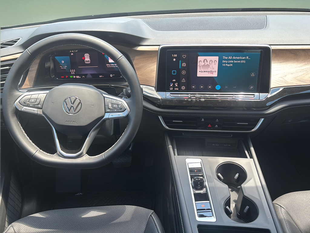 New 2026 White/off-white Volkswagen 2.0T SE image 19