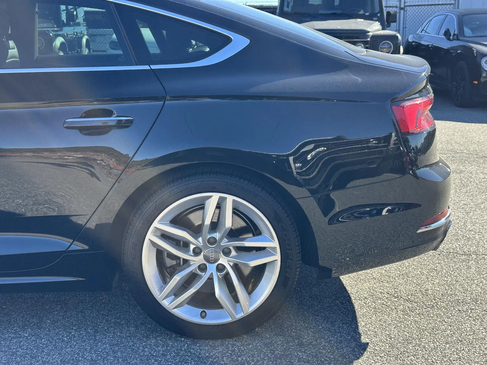 Used 2019 Mythos Black Metallic Audi Premium image 42
