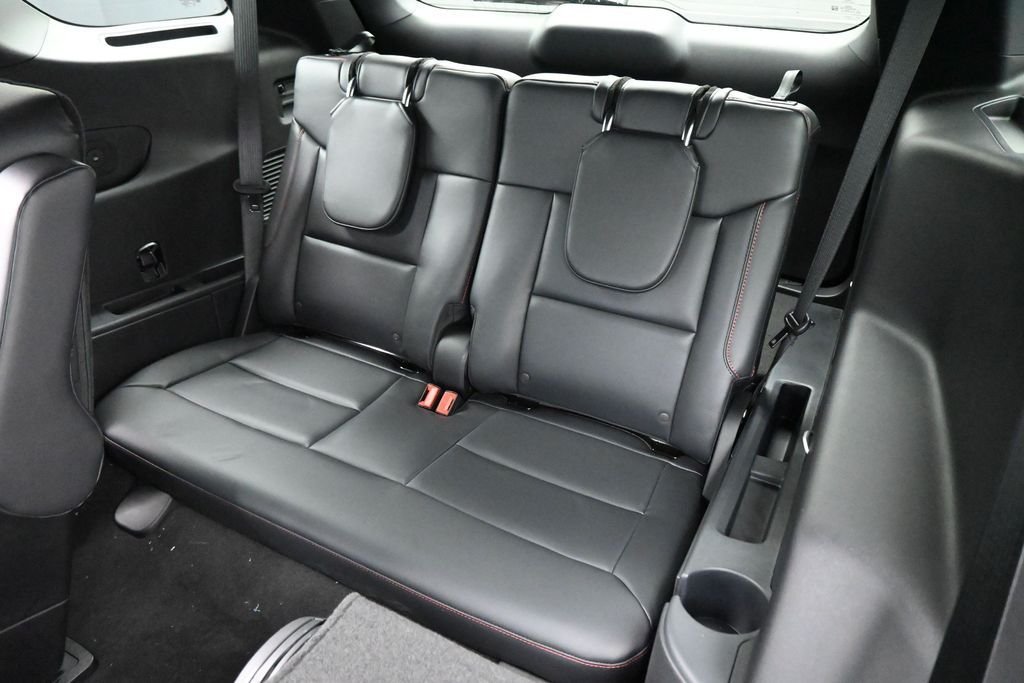 New 2026 Carbonized Gray Metallic Ford ST-Line image 20