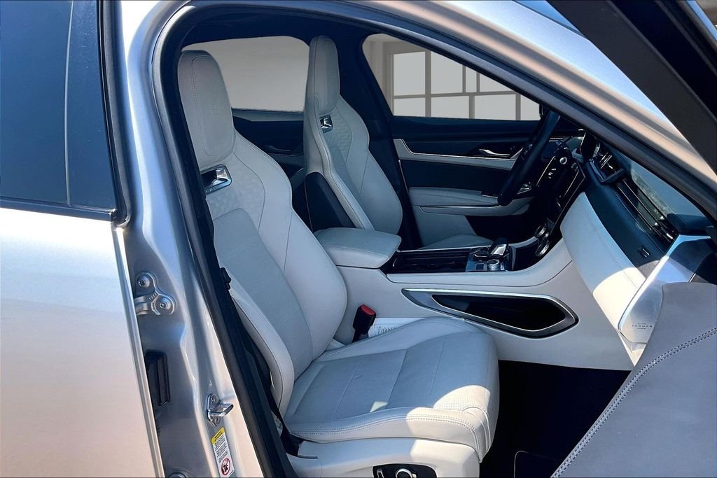 Used 2022 Silver Jaguar SVR image 7