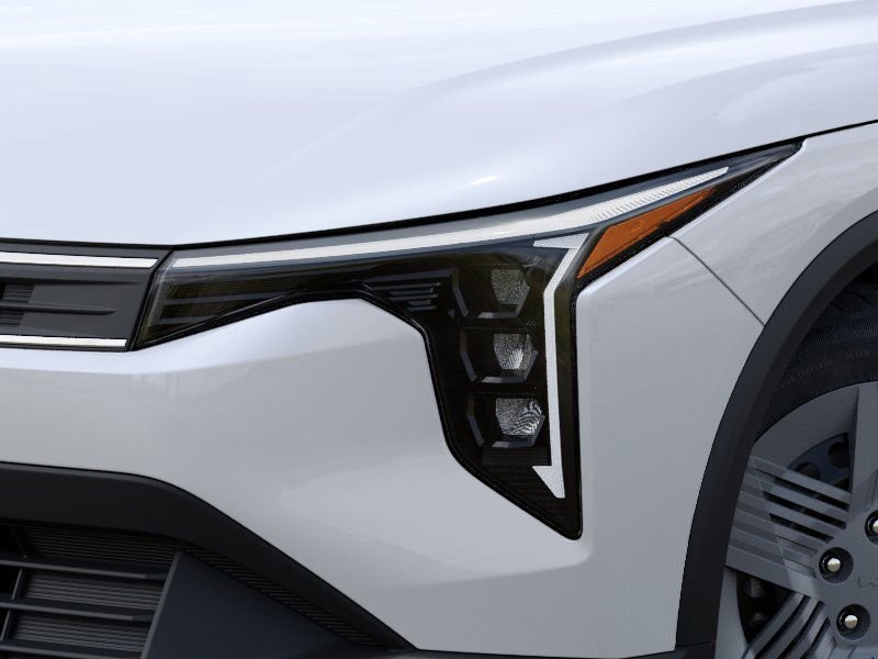 New 2025 Snow White Pearl Kia LX image 10