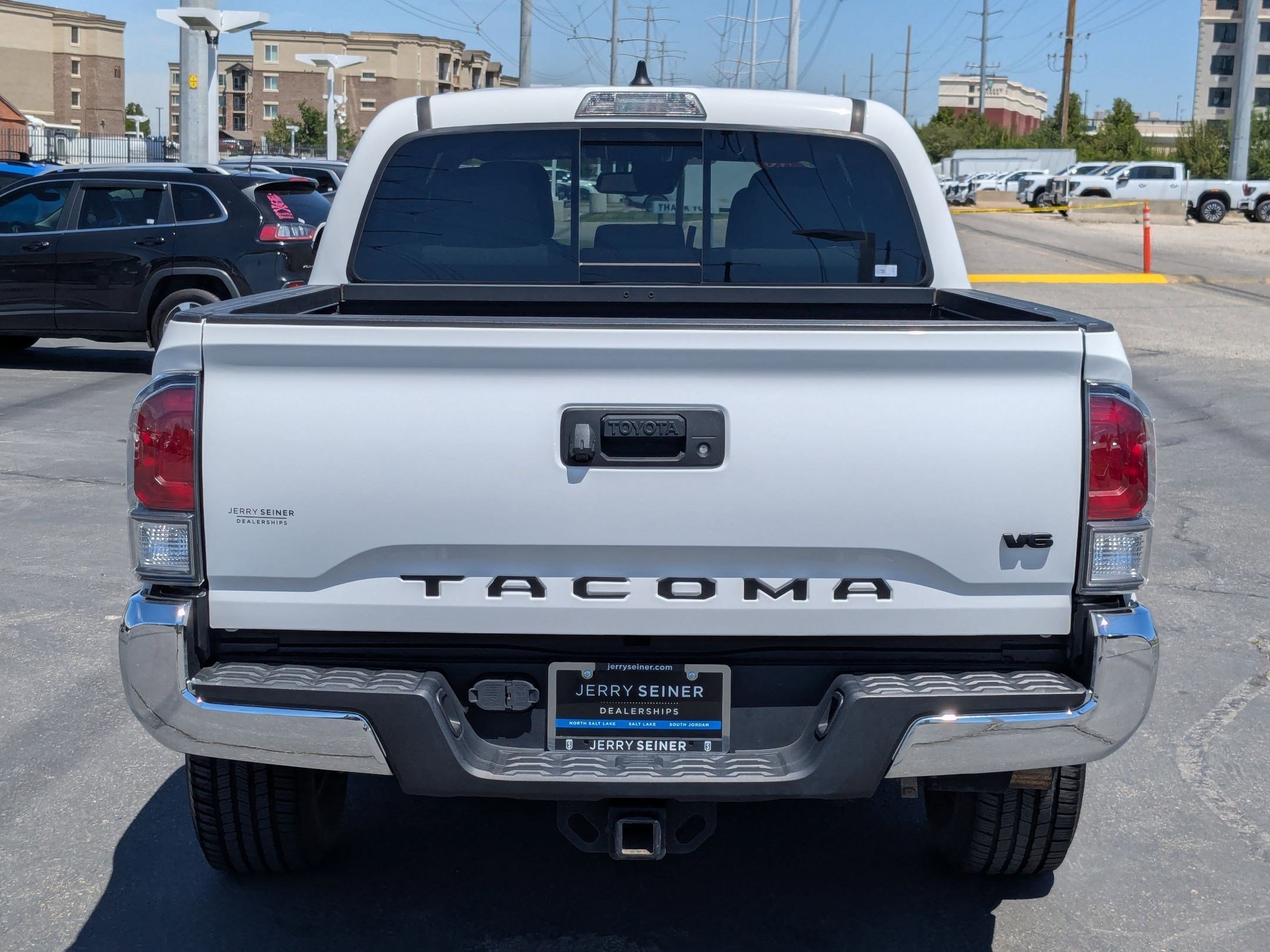 Used 2020 Super White Toyota TRD Off Road image 5