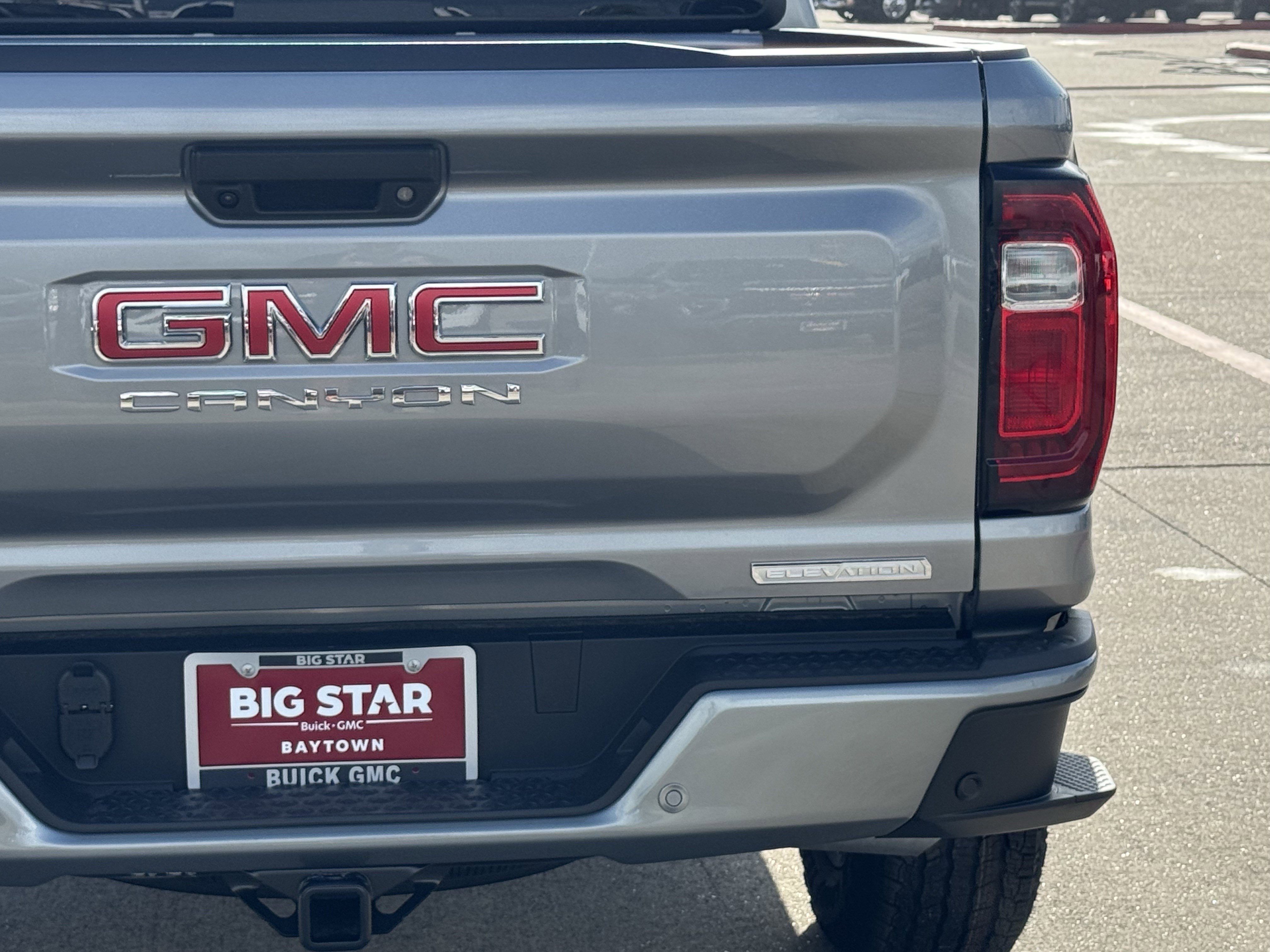 2026 GMC Canyon Elevation - Photo 9