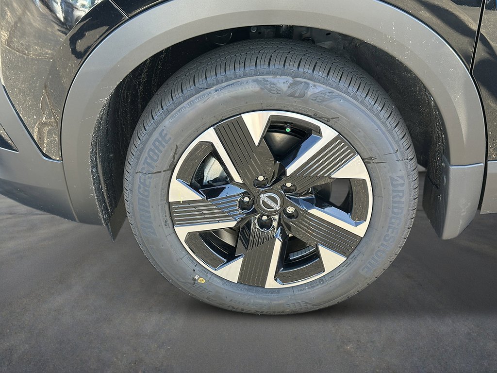 New 2027 Super Black Nissan SV image 10