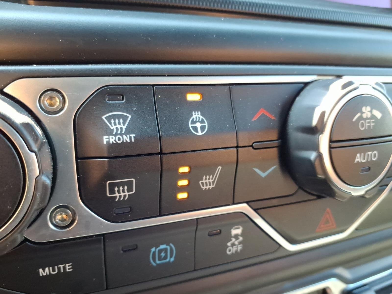 Used 2023 Earl Clearcoat Jeep Willys *One Touch Top* image 5