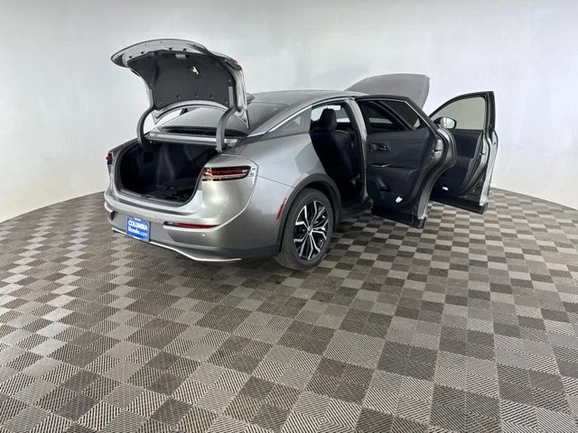 Used 2024  Toyota Limited image 17