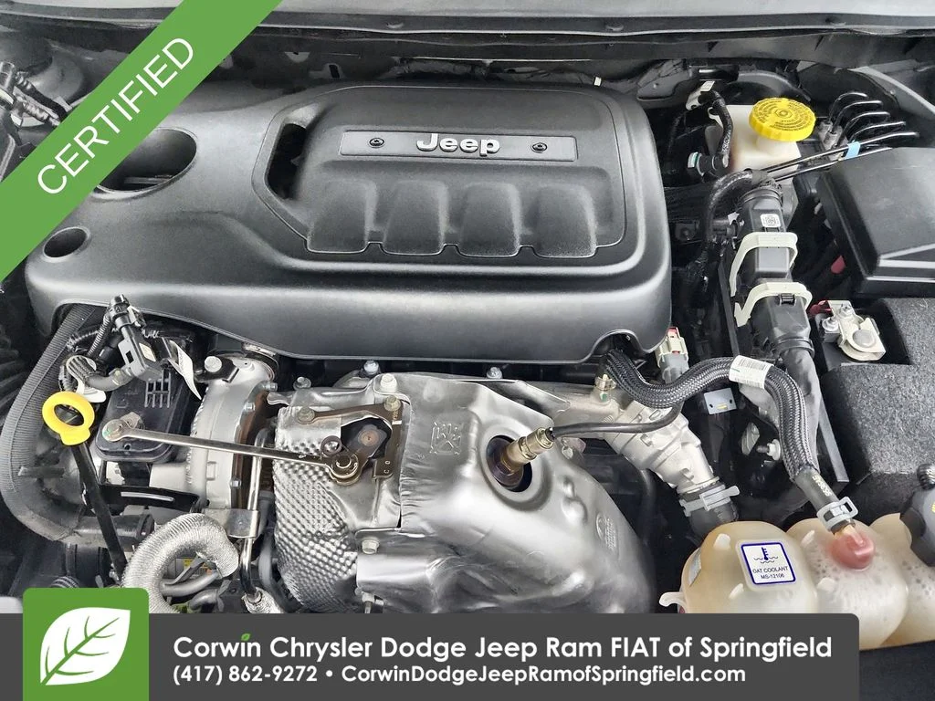 Certified Used 2022 Gray Jeep Latitude Lux image 34