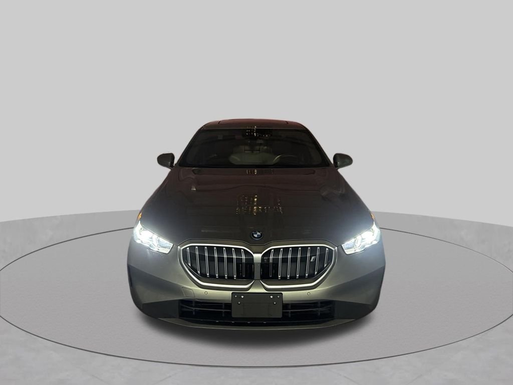 Used 2024 Gray Metallic BMW eDrive40 image 41