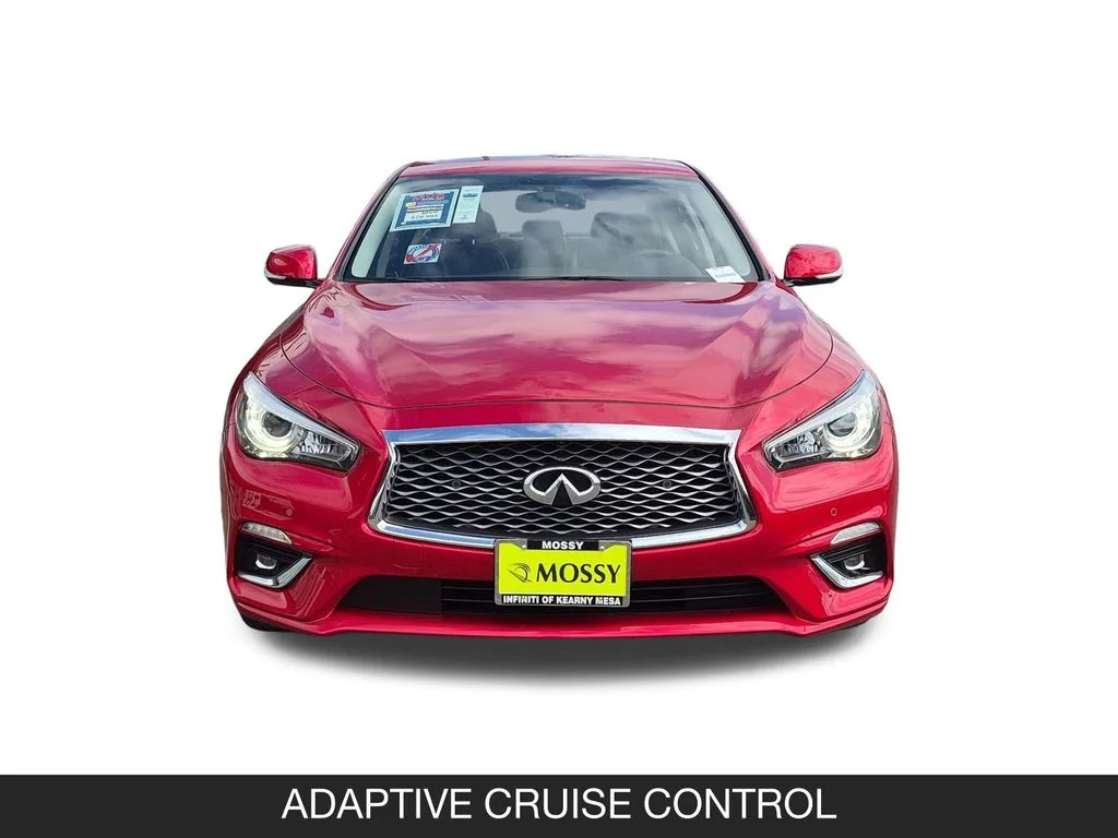 Used 2023 Red INFINITI LUXE image 4