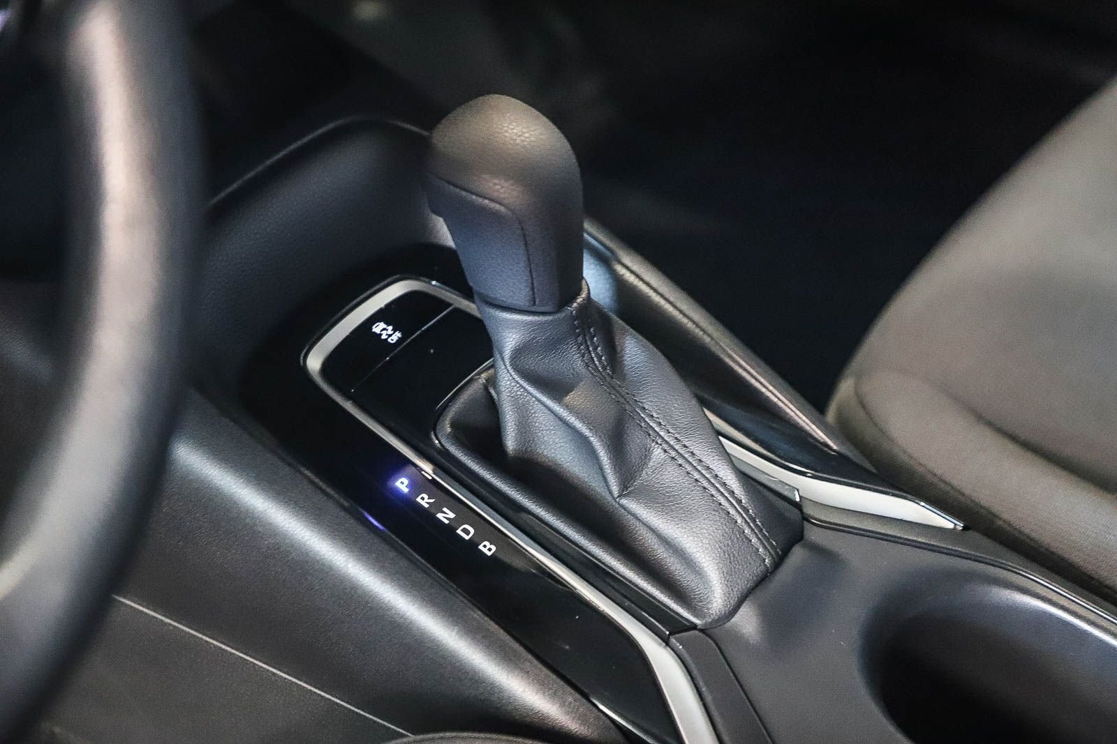 Certified Used 2024 Silver Toyota LE image 18