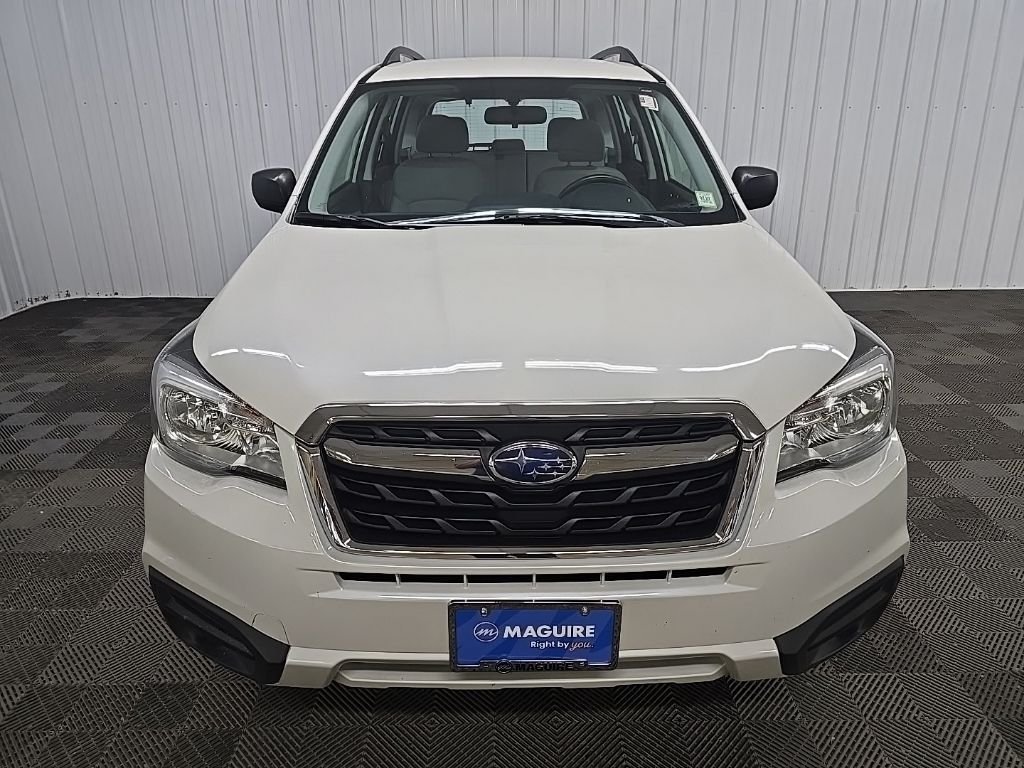 Used 2018 White Subaru 2.5i image 8