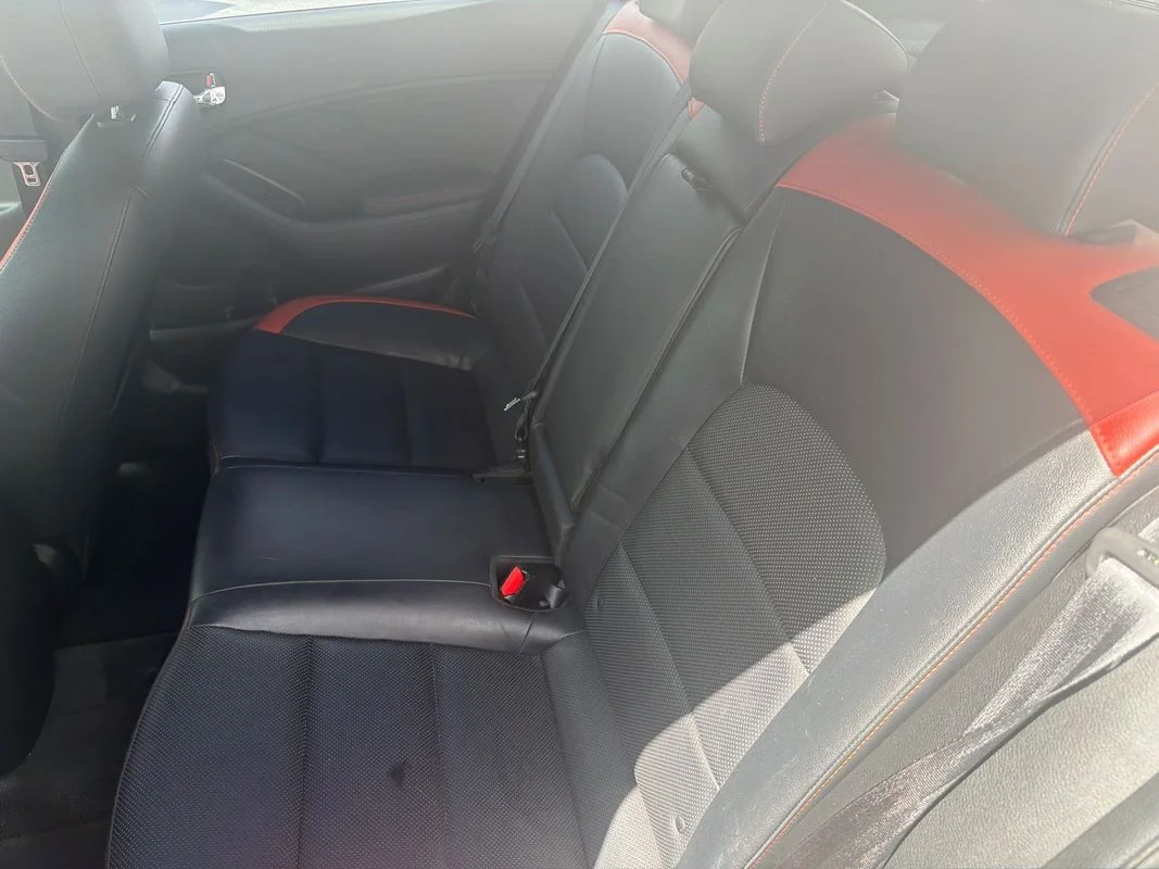 Used 2018 White Kia SX image 11