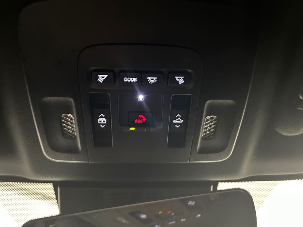 Used 2025  Toyota XSE image 29