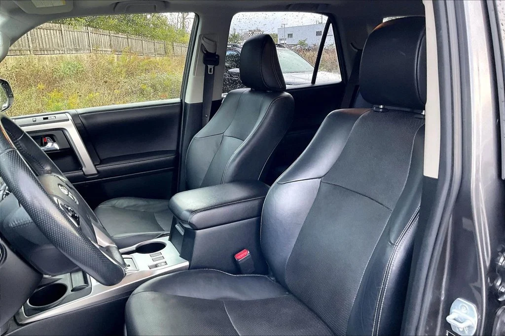 Used 2018 Gray Toyota Limited image 25