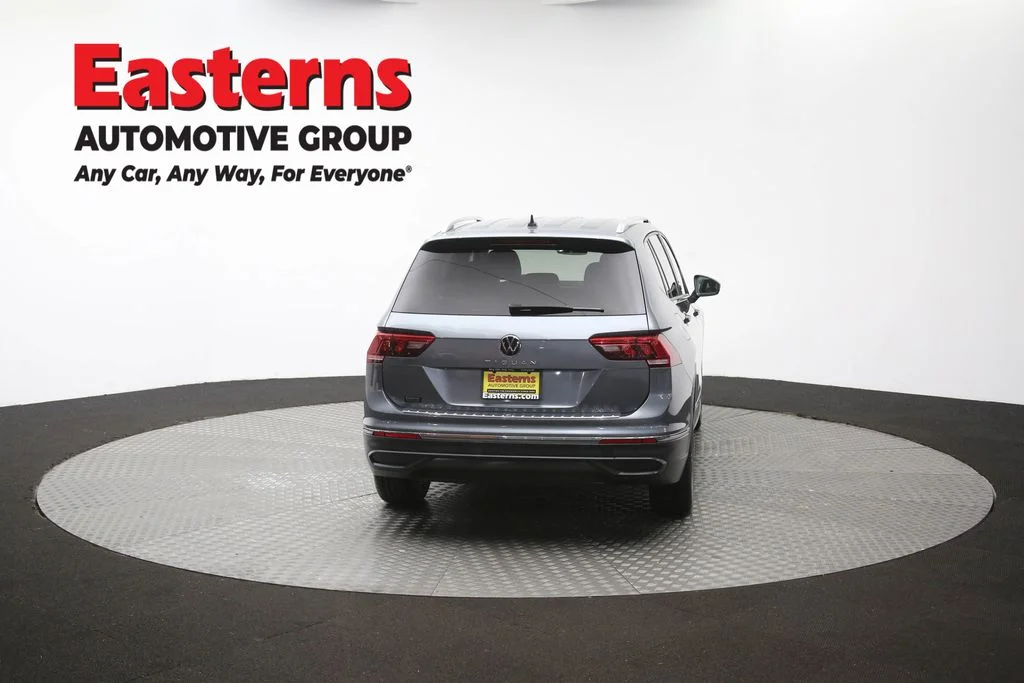 Used 2024 Gray Volkswagen 2.0T Wolfsburg Edition image 35