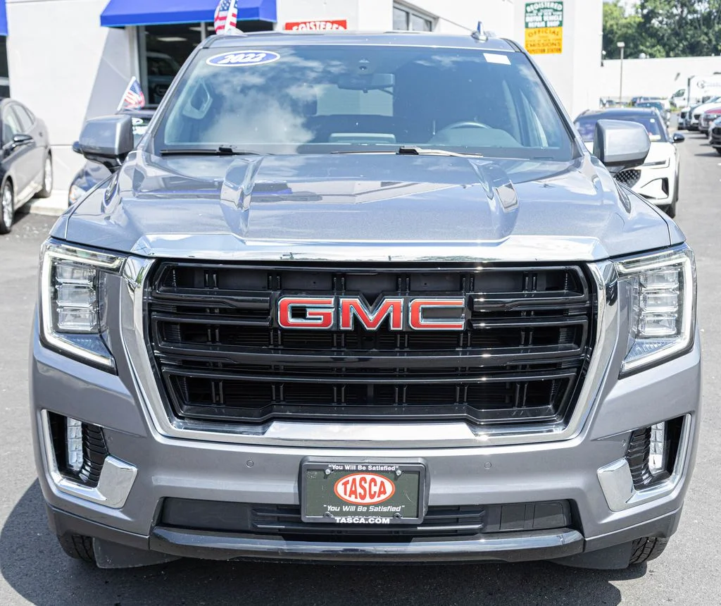 Used 2022 Gray GMC SLE image 9