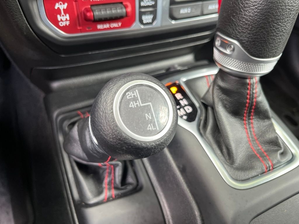 Used 2023 High Velocity Clearcoat Jeep Rubicon image 45