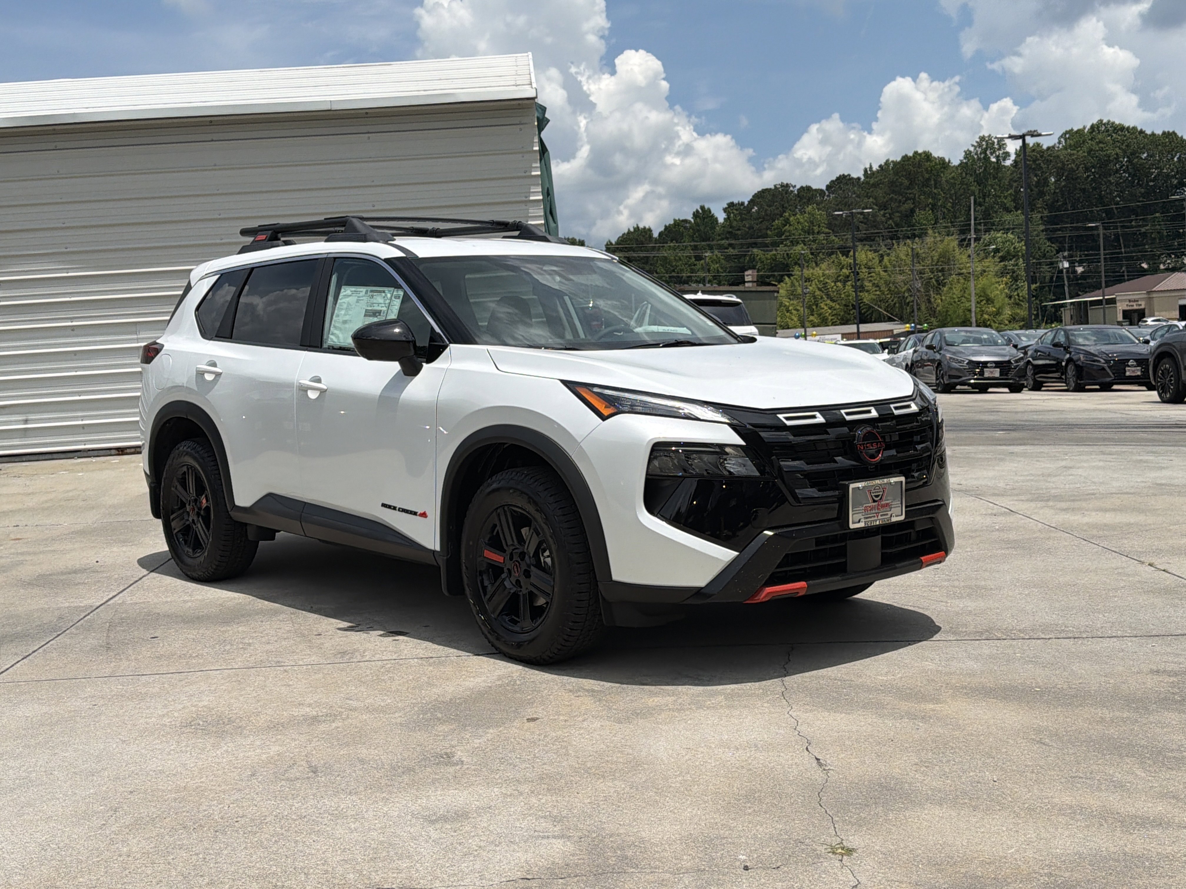 New 2026 Everest White Pearl Tricoat Nissan Rock Creek image 2