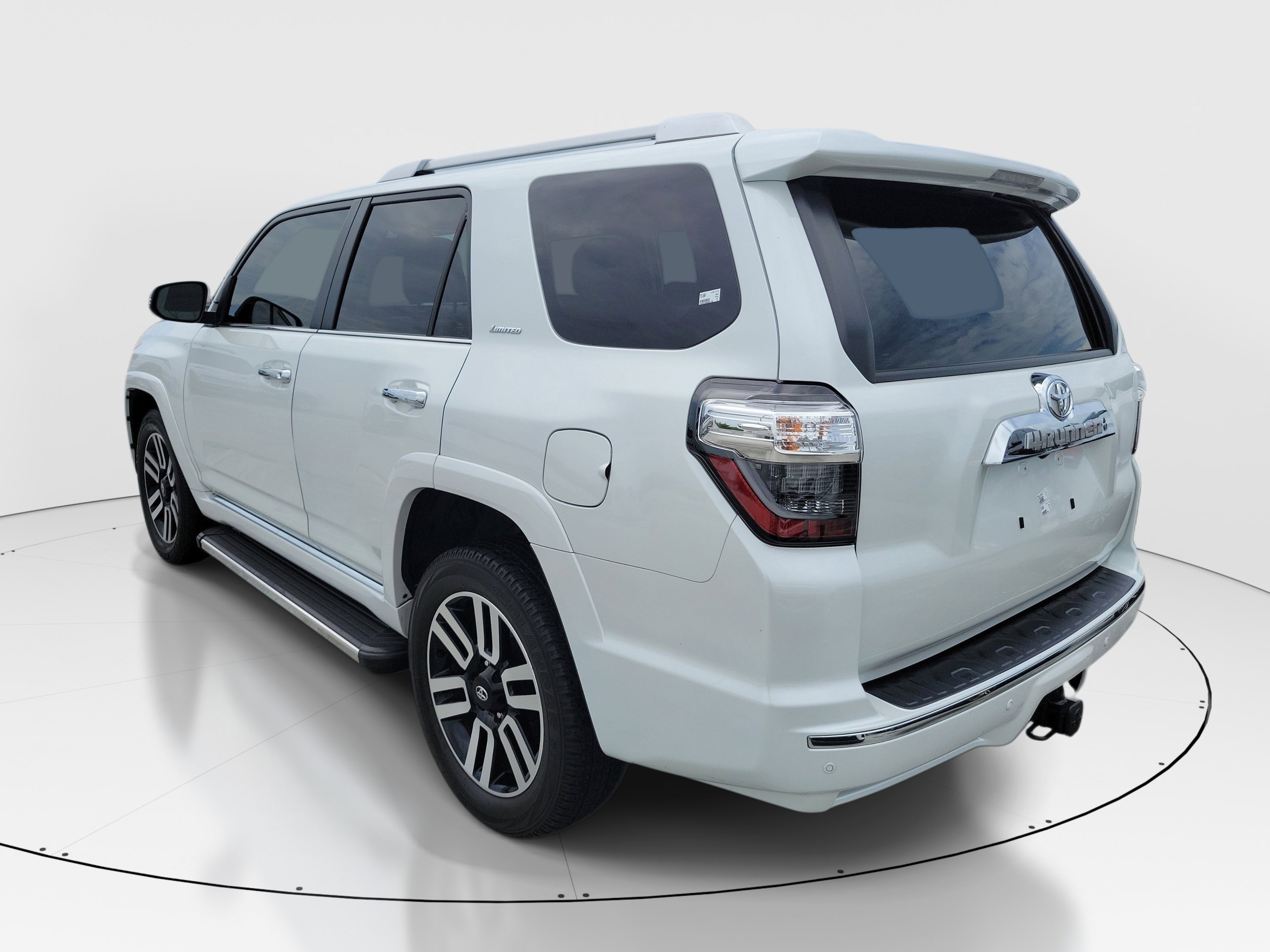 Used 2024 Pearl Toyota Limited image 4